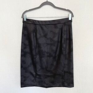 SUSAN GRAVER Women's Small Printed Faux Suede Pull On Pencil Skirt Black